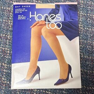 New Hanes Too day sheer control top reinforced toe pantyhose travel buff